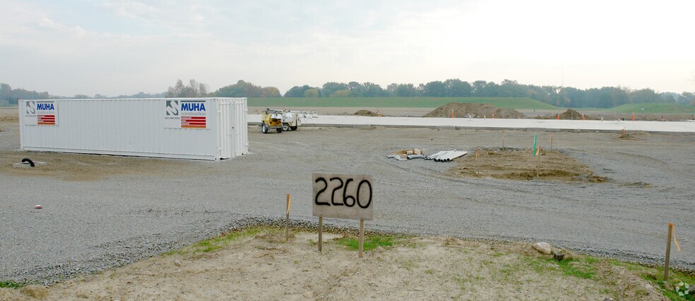 2260 N Fairfield Rd, Dayton, OH à louer - Photo de l’immeuble – Image 3 sur 10