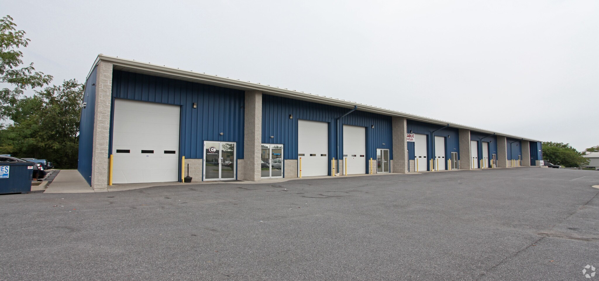 166 Airport Dr, Westminster, MD à louer Photo principale– Image 1 sur 6
