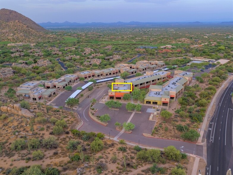 10045 E Dynamite Blvd, Scottsdale, AZ à louer - Photo de l’immeuble – Image 3 sur 3
