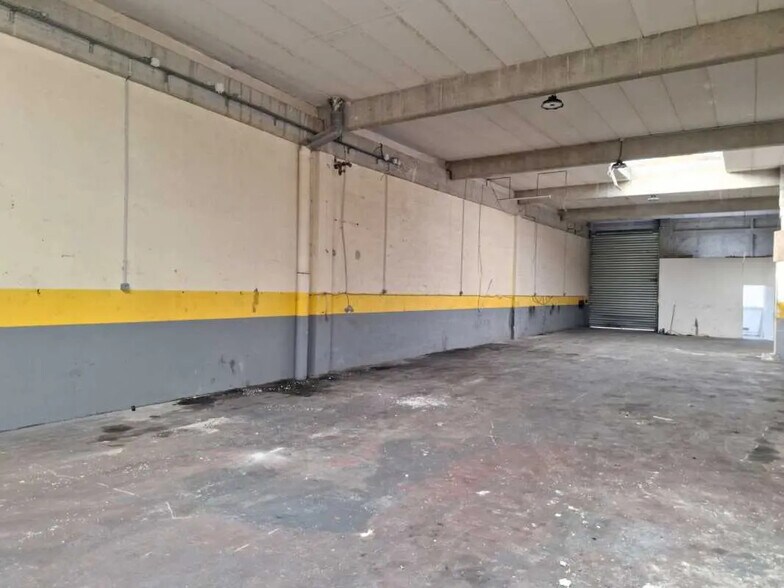 Local d’activités dans Blanquefort à louer - Photo intérieure – Image 1 sur 4