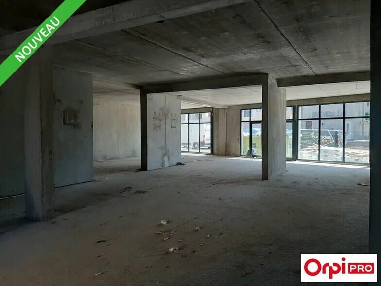 Local commercial dans Valence à louer - Photo intérieure – Image 3 sur 9