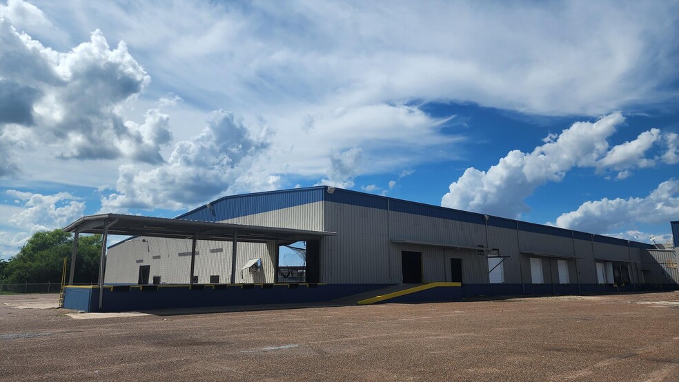2300 Vo Tech Dr, Weslaco, TX à louer - Photo de l’immeuble – Image 1 sur 21