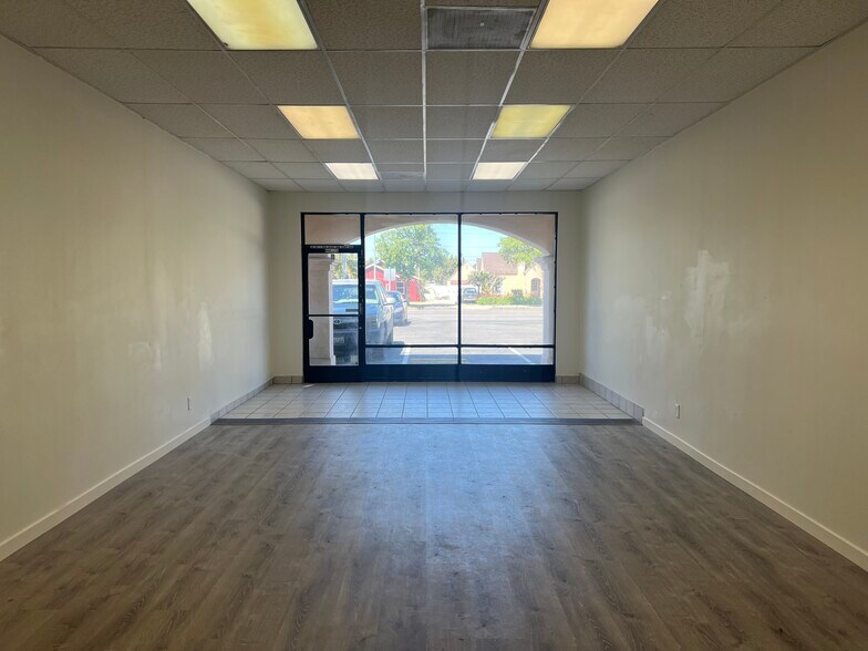 406-410 W Ocean Ave, Lompoc, CA à louer - Photo de l’immeuble – Image 2 sur 8