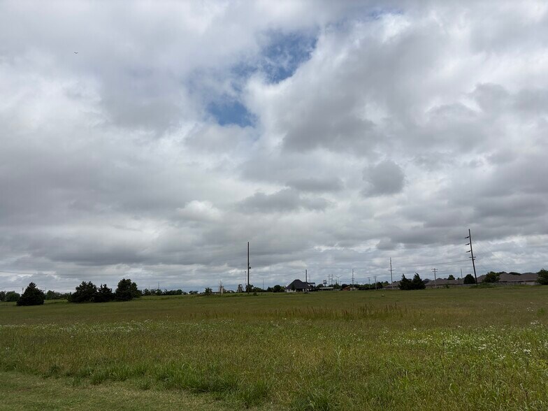 E I-240 & S Sunnylane Rd portefeuille de 2 biens à vendre sur LoopNet.fr - Photo de l’immeuble – Image 3 sur 5