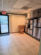 4747 N Nob Hill Rd, Sunrise, FL à louer Photo intérieure– Image 2 sur 14