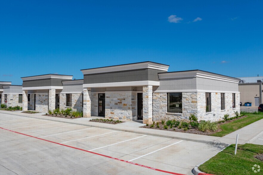 3129 Kingsley Dr, Pearland, TX à louer - Photo de l’immeuble – Image 3 sur 12