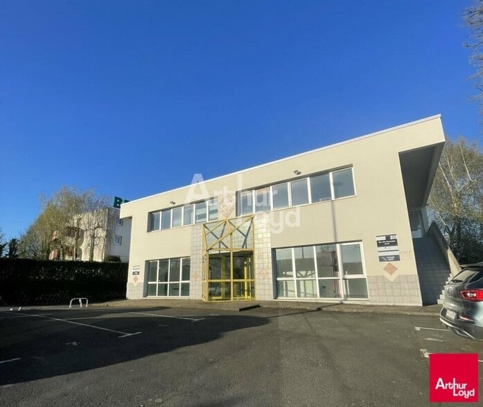 Bureau dans Cesson-Sévigné à vendre - Photo de l’immeuble – Image 1 sur 6