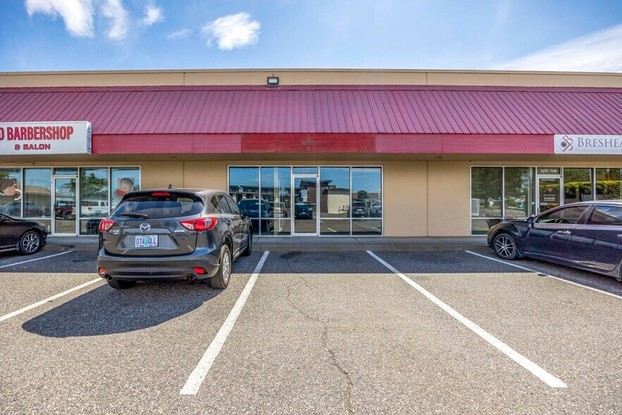 7201 W Clearwater Ave, Kennewick, WA à louer - Photo de l’immeuble – Image 1 sur 13