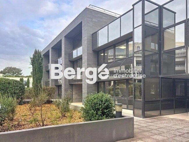 Plus de détails pour Industriel/Logistique à louer