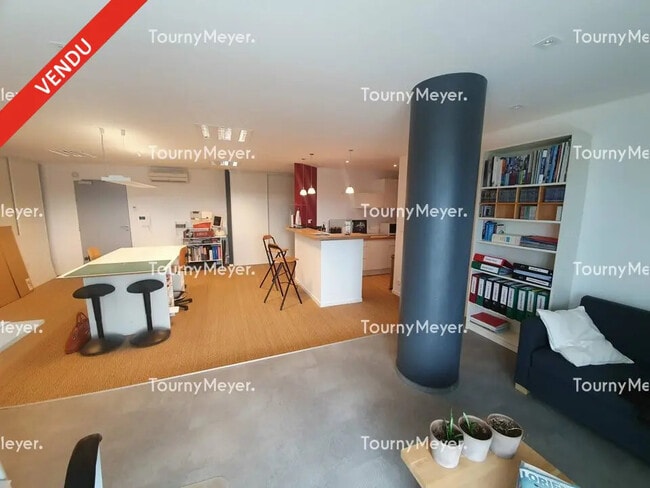 Plus de détails pour Bureau à vendre