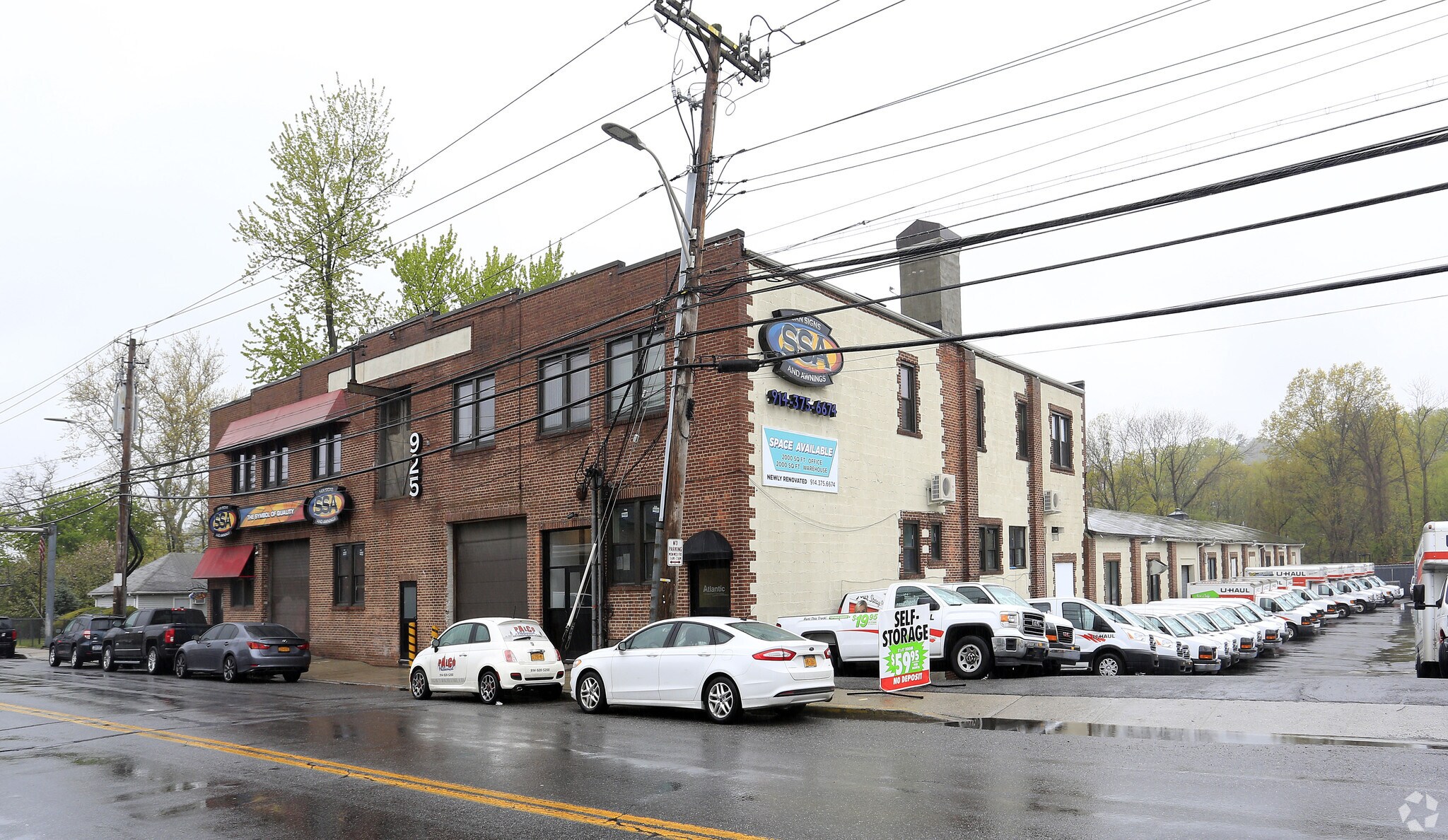 925 Saw Mill River Rd, Yonkers, NY à louer Photo principale– Image 1 sur 44