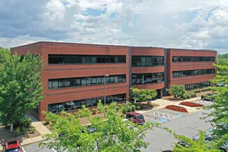 Plus de détails pour 717 Green Valley Rd, Greensboro, NC - Bureau à louer