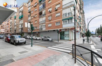 Plus de détails pour Calle Tierra del Fuego, 1-1, Granada - Local commercial à vendre