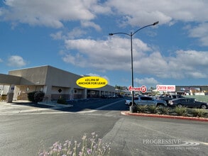 34420 Yucaipa Blvd, Yucaipa, CA à louer Photo intérieure– Image 2 sur 6