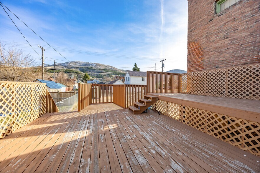 605 E Park Ave, Anaconda, MT à vendre - Photo de l’immeuble – Image 3 sur 17