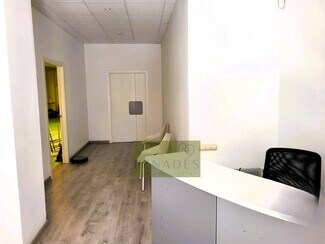 Plus de détails pour Local commercial à vendre