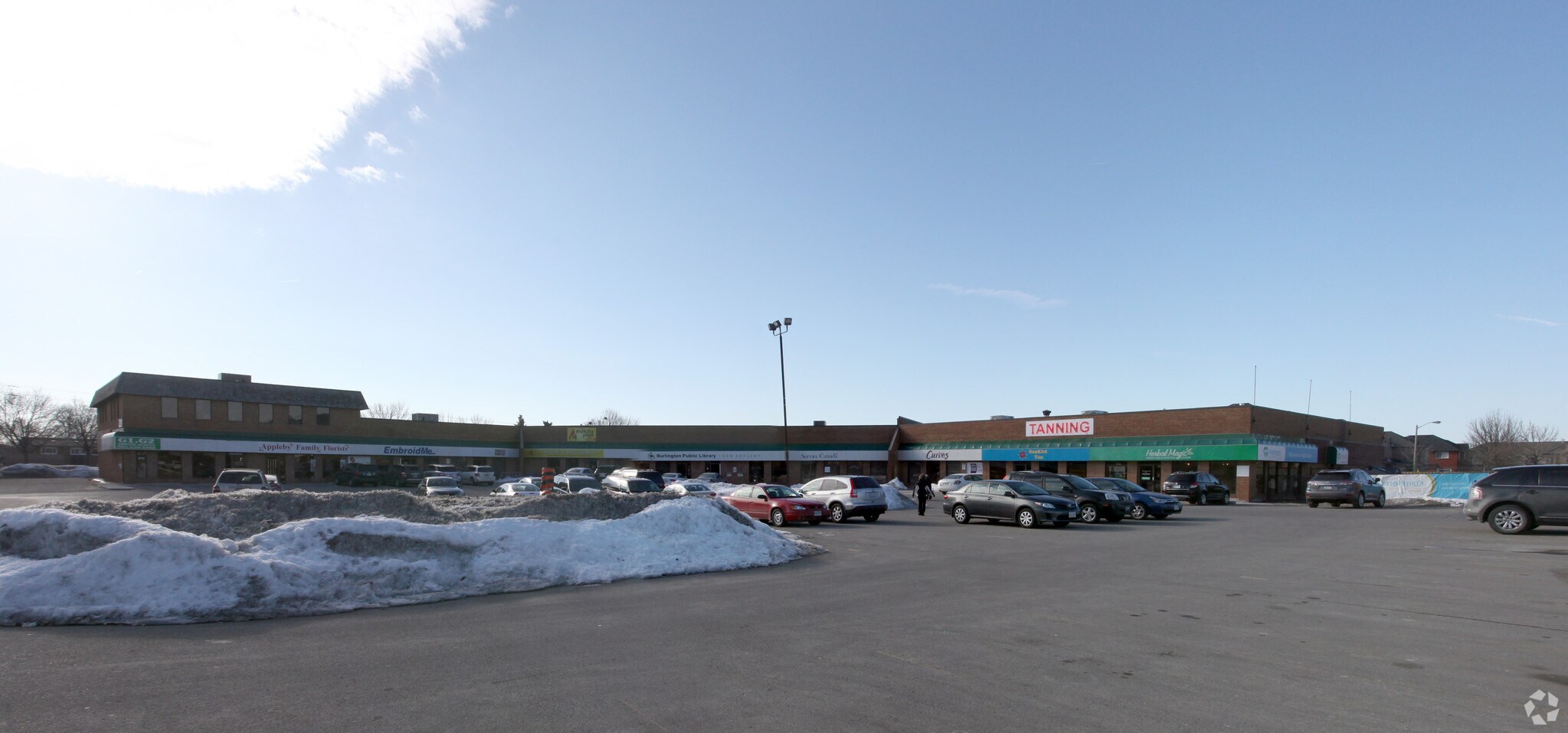 676 Appleby Line, Burlington, ON à louer Photo principale– Image 1 sur 4