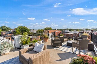 Plus de détails pour 1829 5th St NW, Washington, DC - Logement à vendre