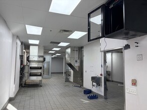 826-830 Hazelwood Ave, Pittsburgh, PA à louer Photo intérieure– Image 2 sur 2