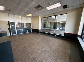 501-621 W Broadway Ave, Minneapolis, MN à louer Photo intérieure– Image 1 sur 4