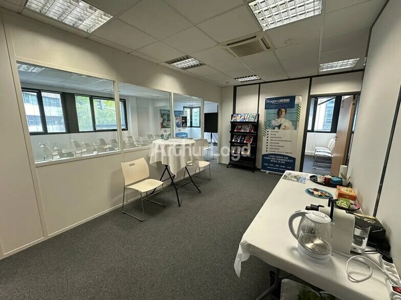 Bureau dans Reims à louer - Photo intérieure – Image 3 sur 8