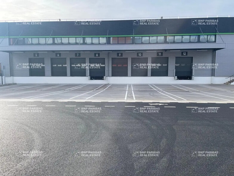 Rue Robert Brémond, Aulnay-sous-Bois à louer - Photo de l’immeuble – Image 1 sur 8