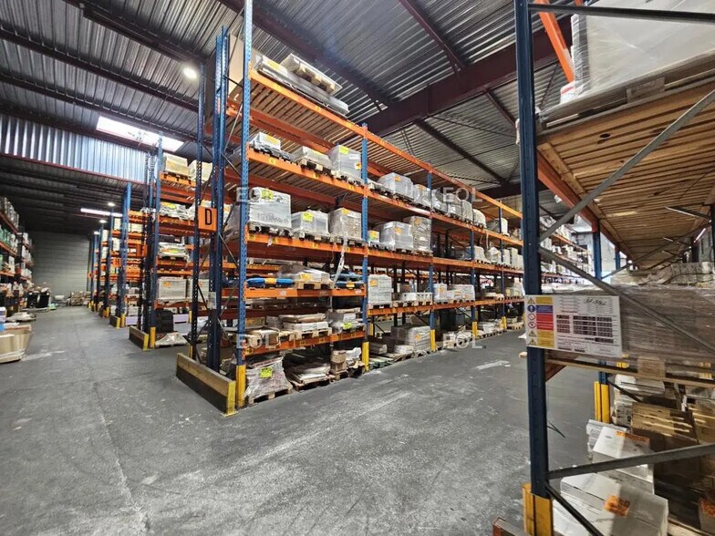 Industriel/Logistique dans Alfortville à louer - Photo de l’immeuble – Image 3 sur 15