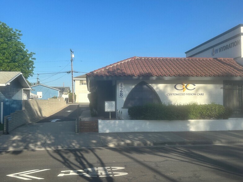 428 S Brea Blvd, Brea, CA à vendre - Photo de l’immeuble – Image 3 sur 17