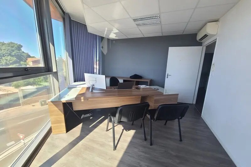 Bureau dans Béziers à vendre - Photo de l’immeuble – Image 3 sur 8