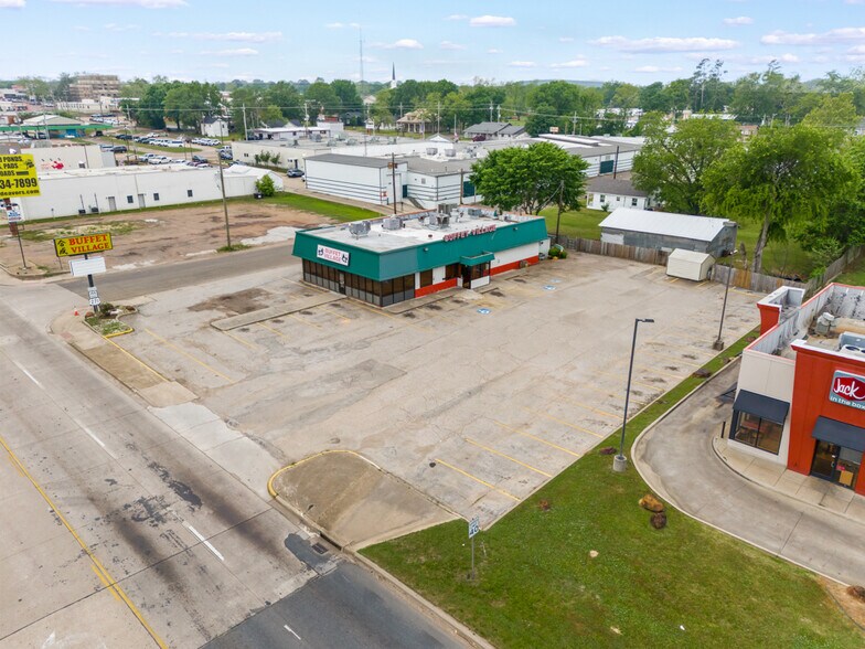 509 US Highway 271 N, Gilmer, TX à vendre - Photo de l’immeuble – Image 1 sur 60