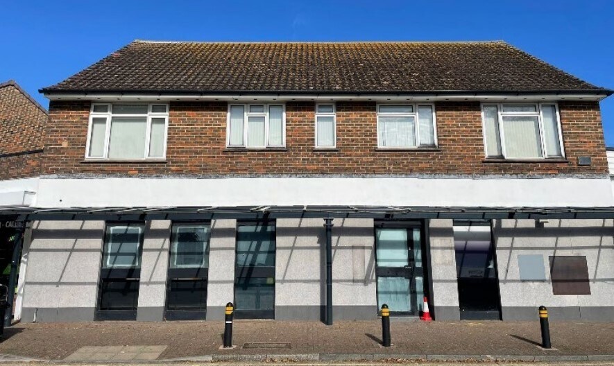 154-160 The St, Rustington à louer - Photo principale – Image 1 sur 4