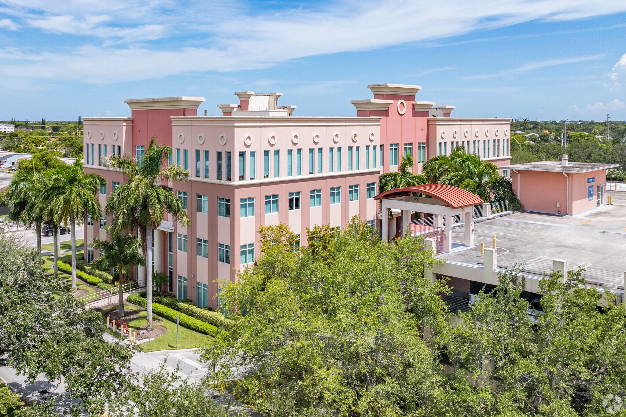 8200 SW 117th Ave, Miami, FL à louer Photo principale– Image 1 sur 36