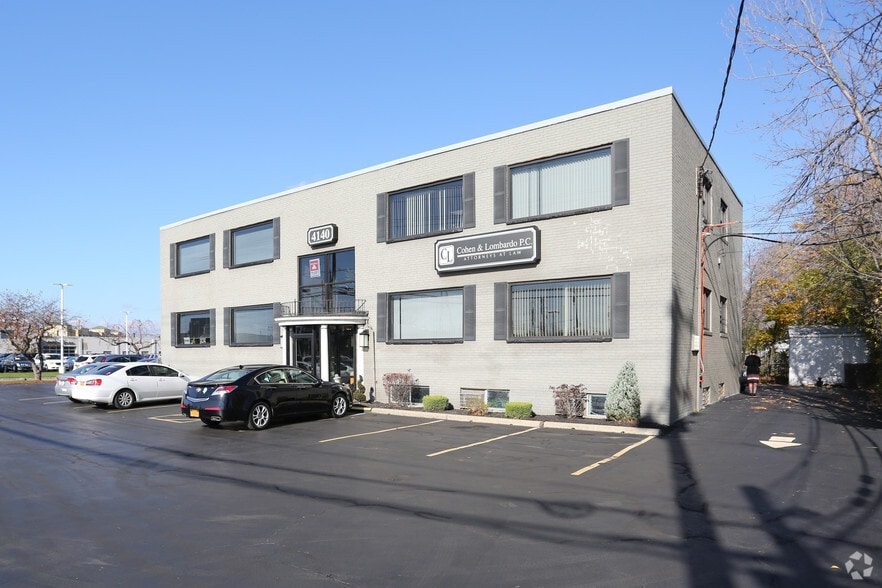 4140 Sheridan Dr, Williamsville, NY à louer - Photo principale – Image 1 sur 10