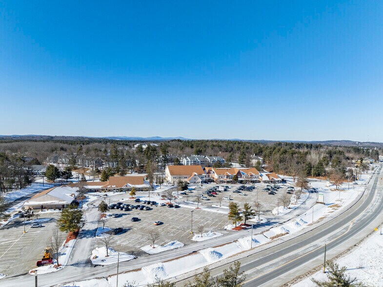 30-32 Daniel Webster Hwy, Merrimack, NH à louer - Aérien – Image 2 sur 7