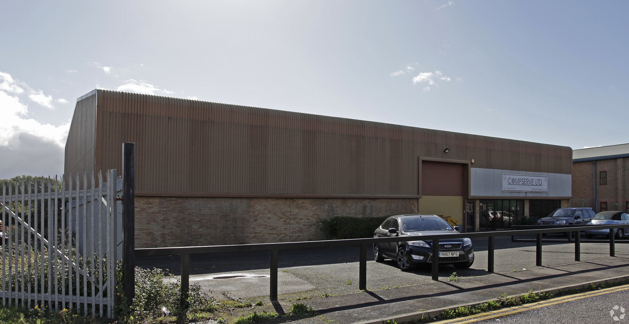 130 Cowley Rd, Cambridge à louer Photo de l’immeuble– Image 1 sur 5