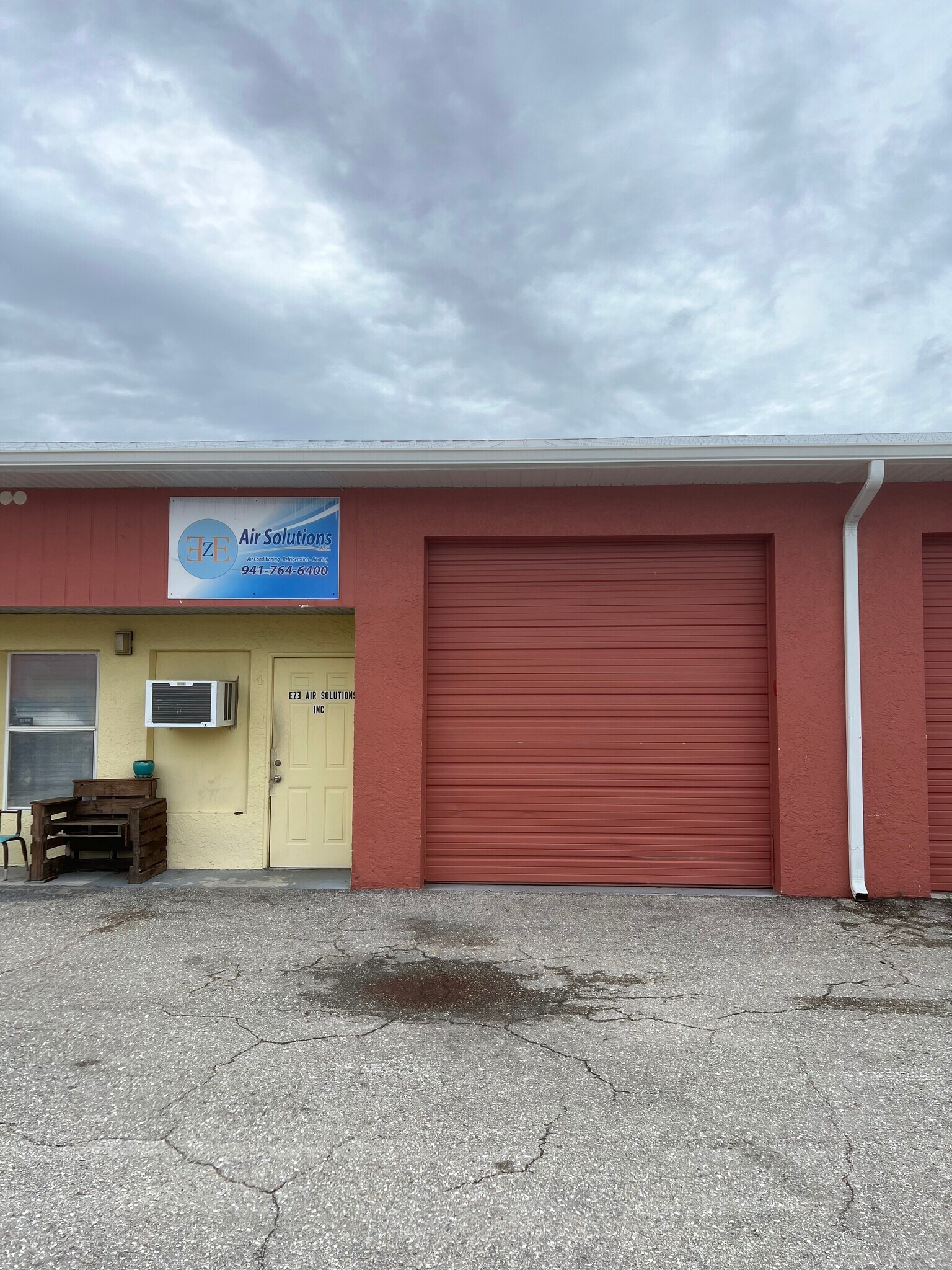 18210 Paulson Dr, Port Charlotte, FL à louer Photo de l’immeuble– Image 1 sur 16