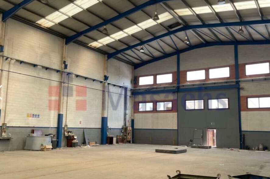 Industriel/Logistique dans Castellar del Vallès, Barcelona à vendre - Photo de l’immeuble – Image 2 sur 5