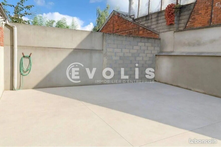 Bureau dans Gentilly à louer - Photo de l’immeuble – Image 2 sur 3