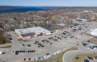 Plus de détails pour 132 Bennett Dr, Gander, NL - Local commercial à louer