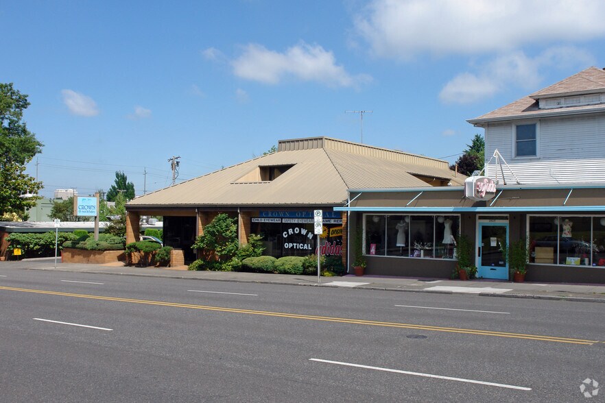 2927–2933 E Burnside, Portland, OR à louer - Photo de l’immeuble – Image 2 sur 3