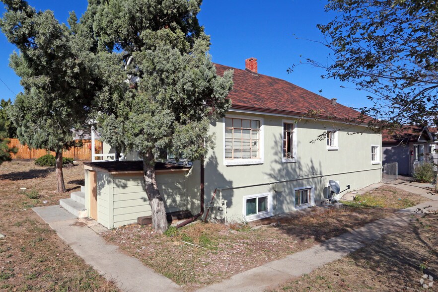 2070 Chambers Rd, Aurora, CO à vendre - Photo principale – Image 1 sur 39