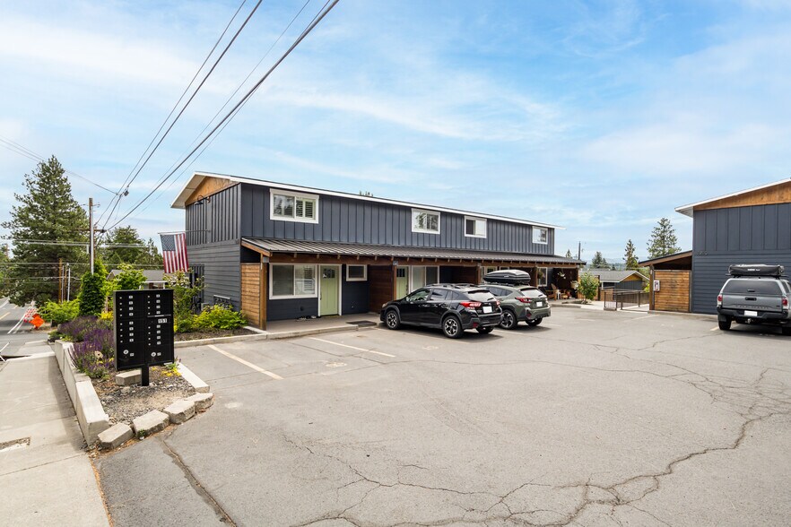 1215 NW Portland Ave, Bend, OR à vendre - Photo de l’immeuble – Image 3 sur 26