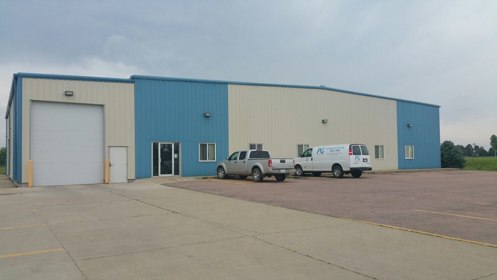 3301 Daniels Ln, South Sioux City, NE à vendre - Photo de l’immeuble – Image 2 sur 12