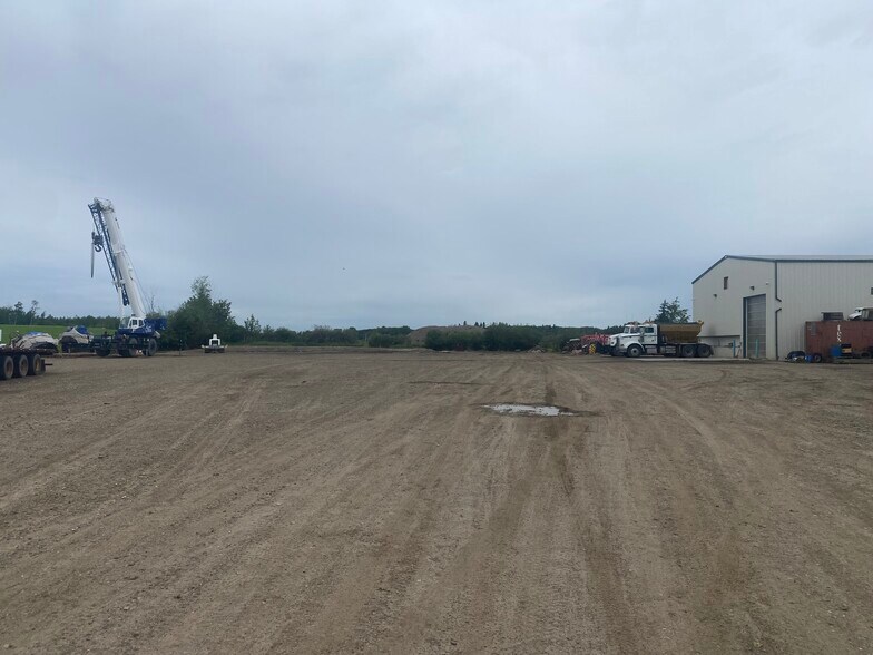 10468 269 Rd, Fort St John, BC à vendre - Photo de l’immeuble – Image 2 sur 3