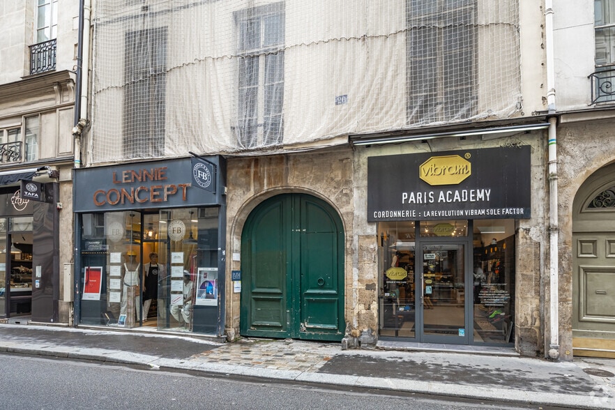 20 Rue Des Petits Champs, Paris à louer - Photo de l’immeuble – Image 3 sur 3