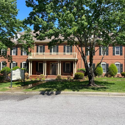 102 Hazel Path Ct, Hendersonville, TN à louer Photo de l’immeuble– Image 1 sur 11