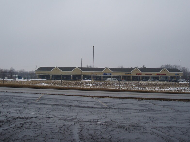 101 Plank Rd, Norwalk, OH à louer - Photo de l’immeuble – Image 2 sur 11