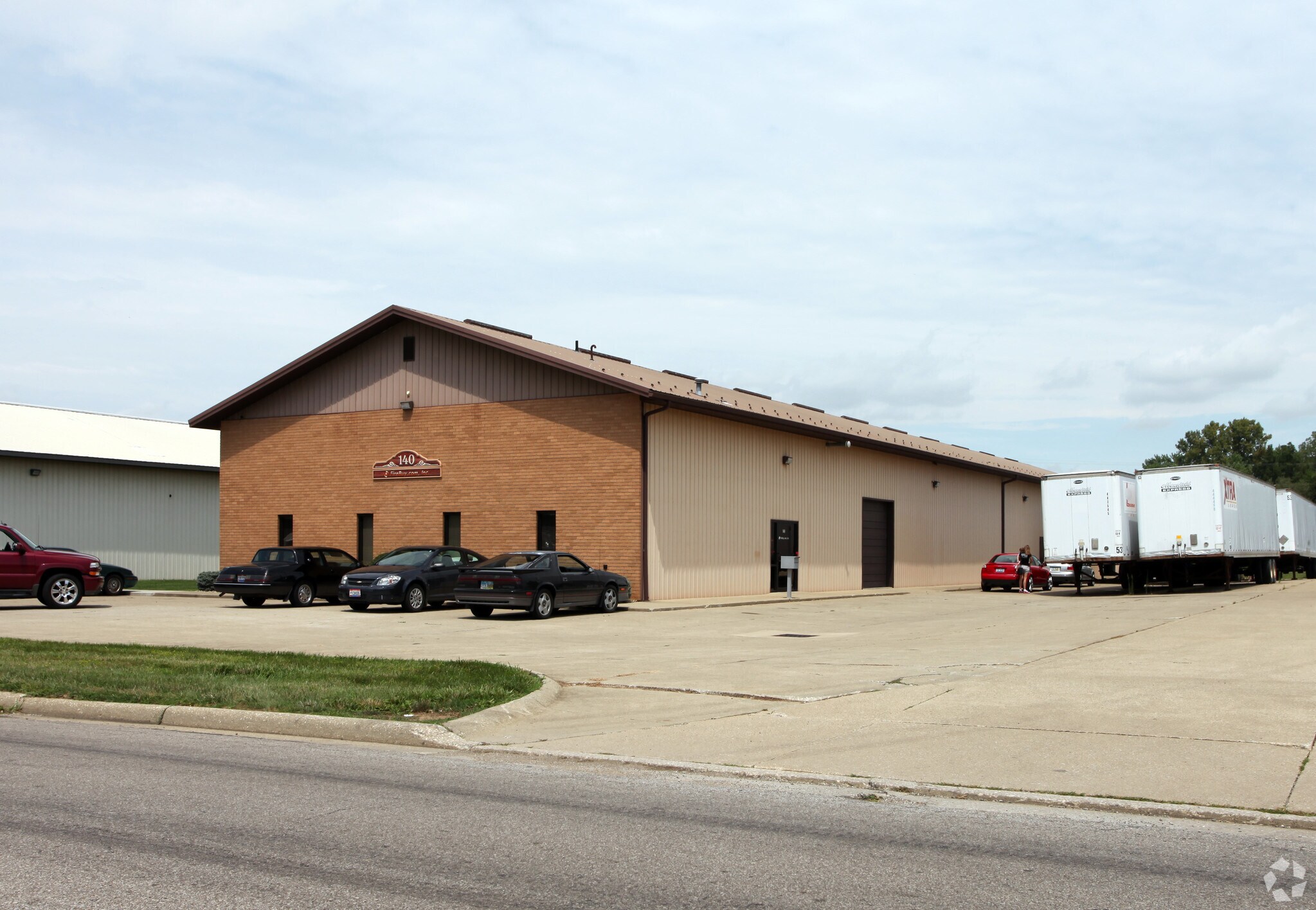 140 Lexington-Industrial Dr, Mansfield, OH à louer Photo principale– Image 1 sur 3