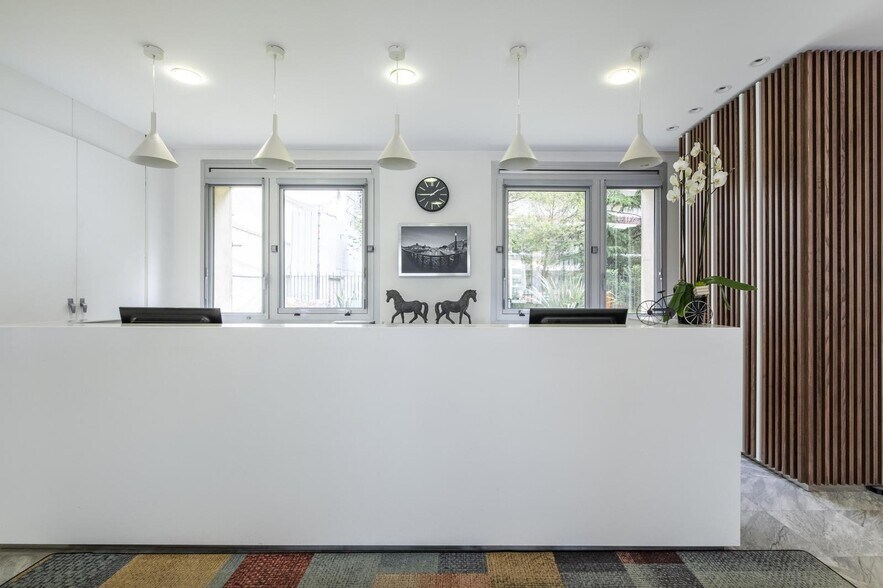 191 Avenue Charles De Gaulle, Neuilly-sur-Seine à louer - Photo de l’immeuble – Image 3 sur 10