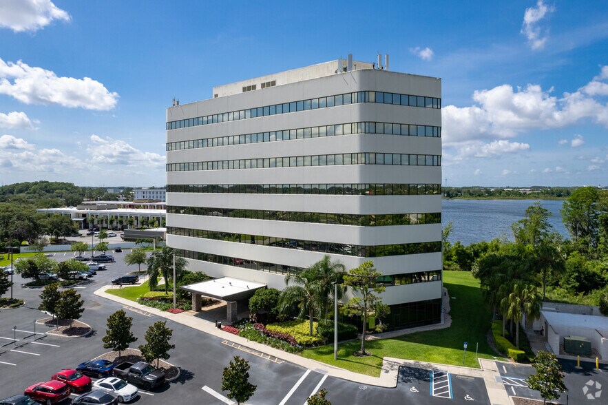 5900 Lake Ellenor Dr, Orlando, FL à louer - Photo de l’immeuble – Image 3 sur 32